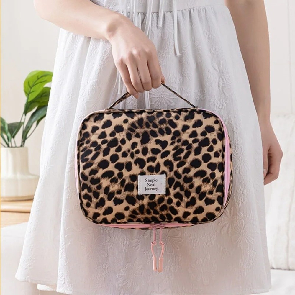 กระเป๋าเครื่องสำอางลายเสือดาวก - Cosmetic Bags บทวิจารณ์และราคา